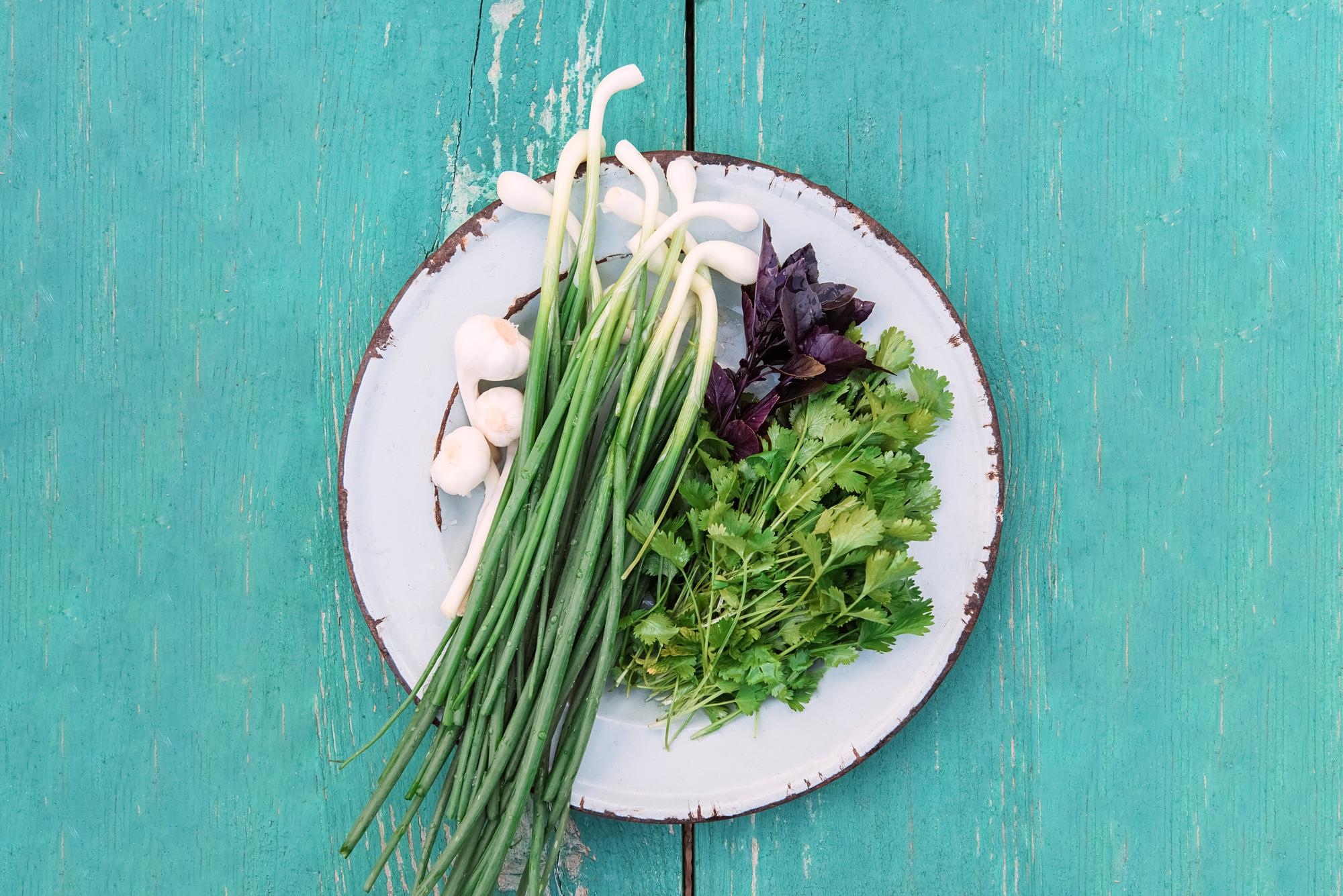 Tasting plate with local herbs